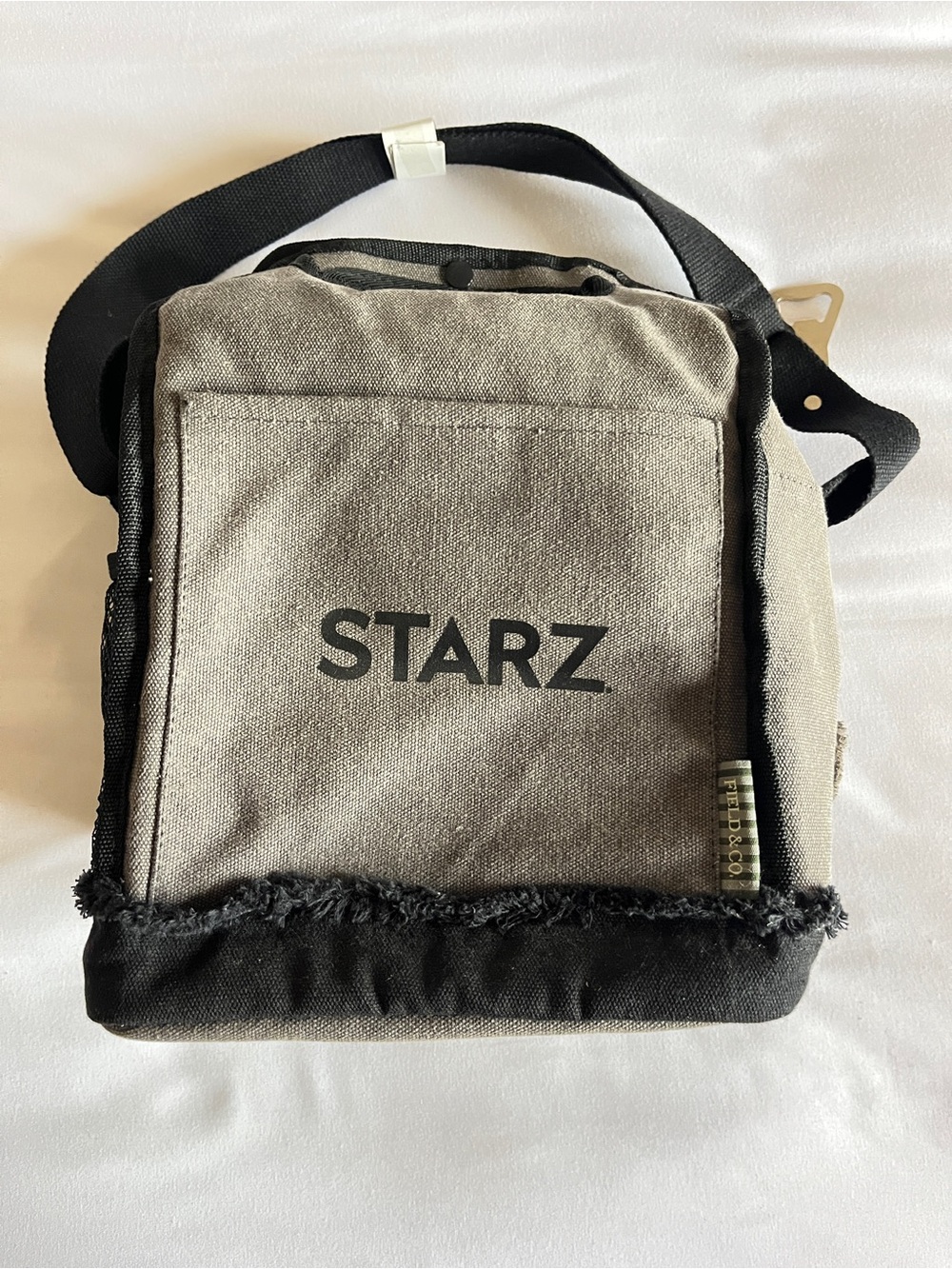 Field & Co. Grey Canvas STARZ Insulated Cooler Bag 🥤